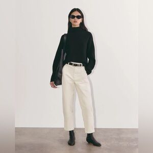 BNWT Everlane Utility Barrel in Corduroy - Sandstone